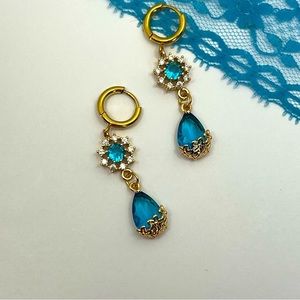 Turquoise Glass and Rhinestone Dangle Earrings